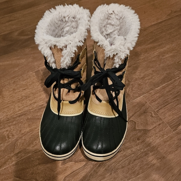 Sorel Tivoli - Picture 1 of 4